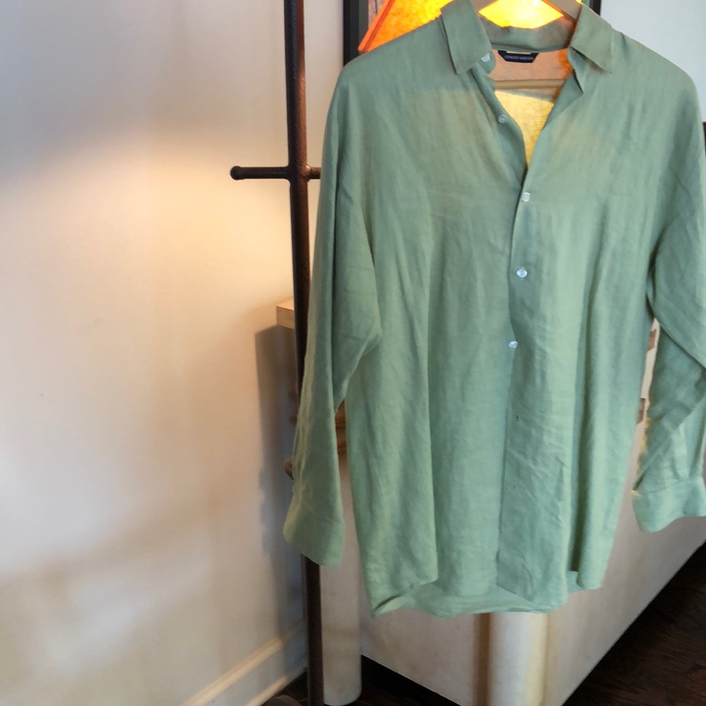 100%linen lt  green beautiful excellent condition